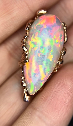 Prism Honeycomb OPAL necklace 10kt